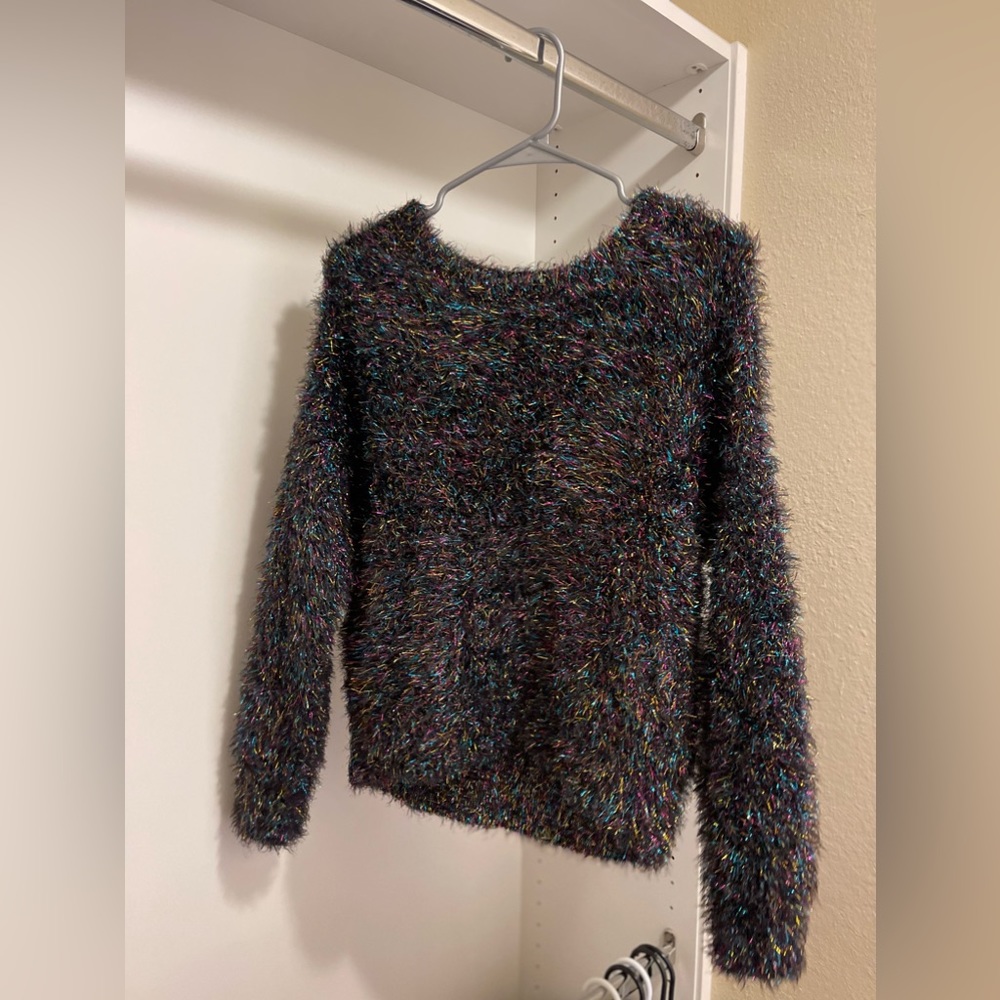 Beautiful Colorful Sweater - Picture 2 of 3